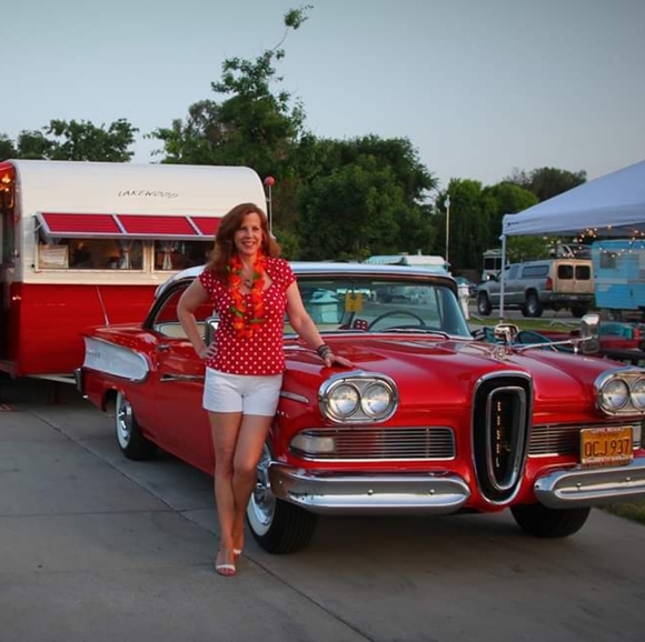 Meet your Posher, Mish - Picture 1 of 1